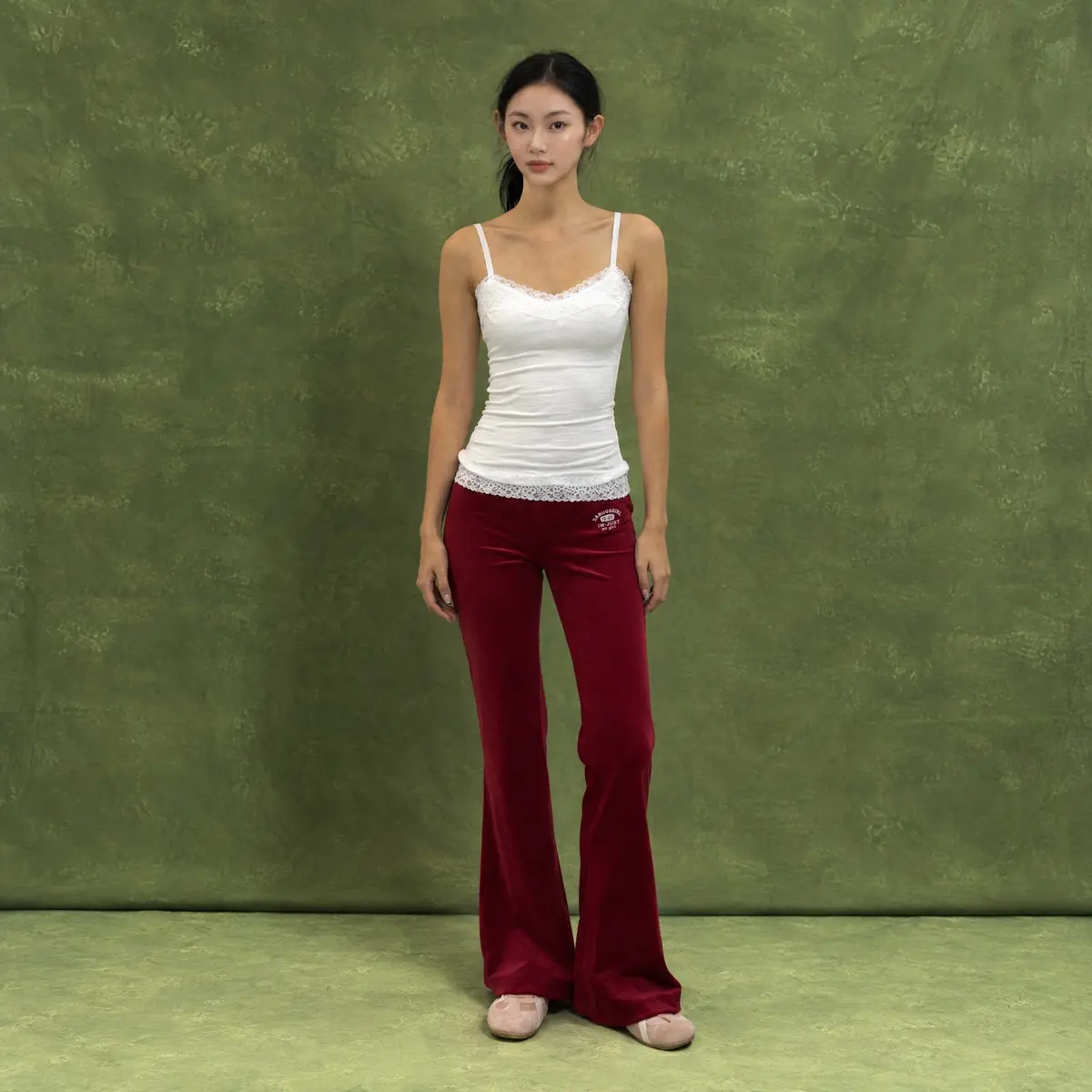 DABUGS Quần nhung ống loe cạp thấp - Girl Pants - QD-004