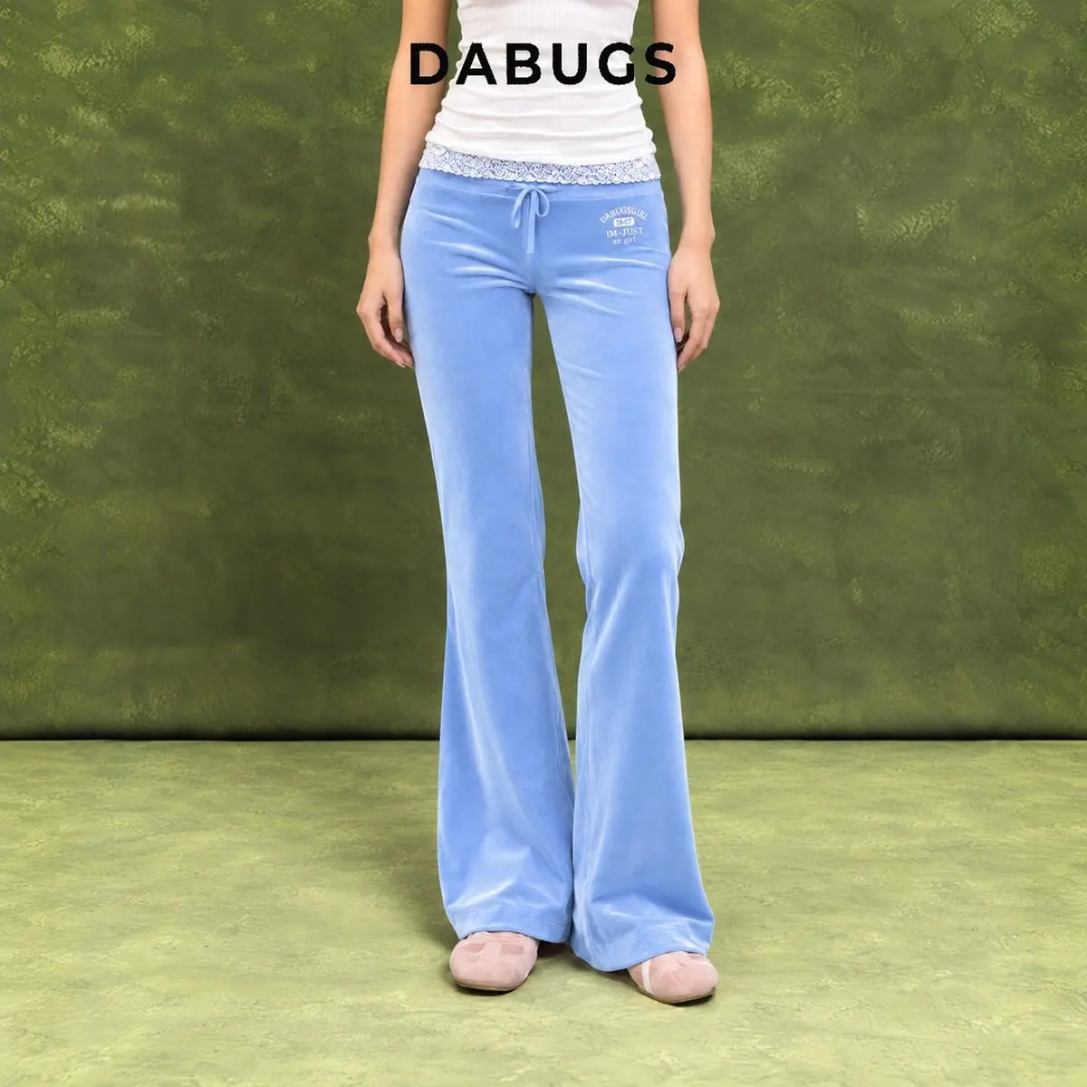 DABUGS Quần nhung ống loe cạp thấp - Girl Pants - QD-004