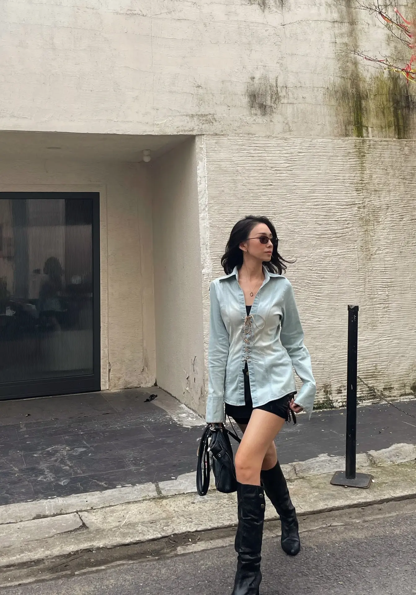 Denim check-in.