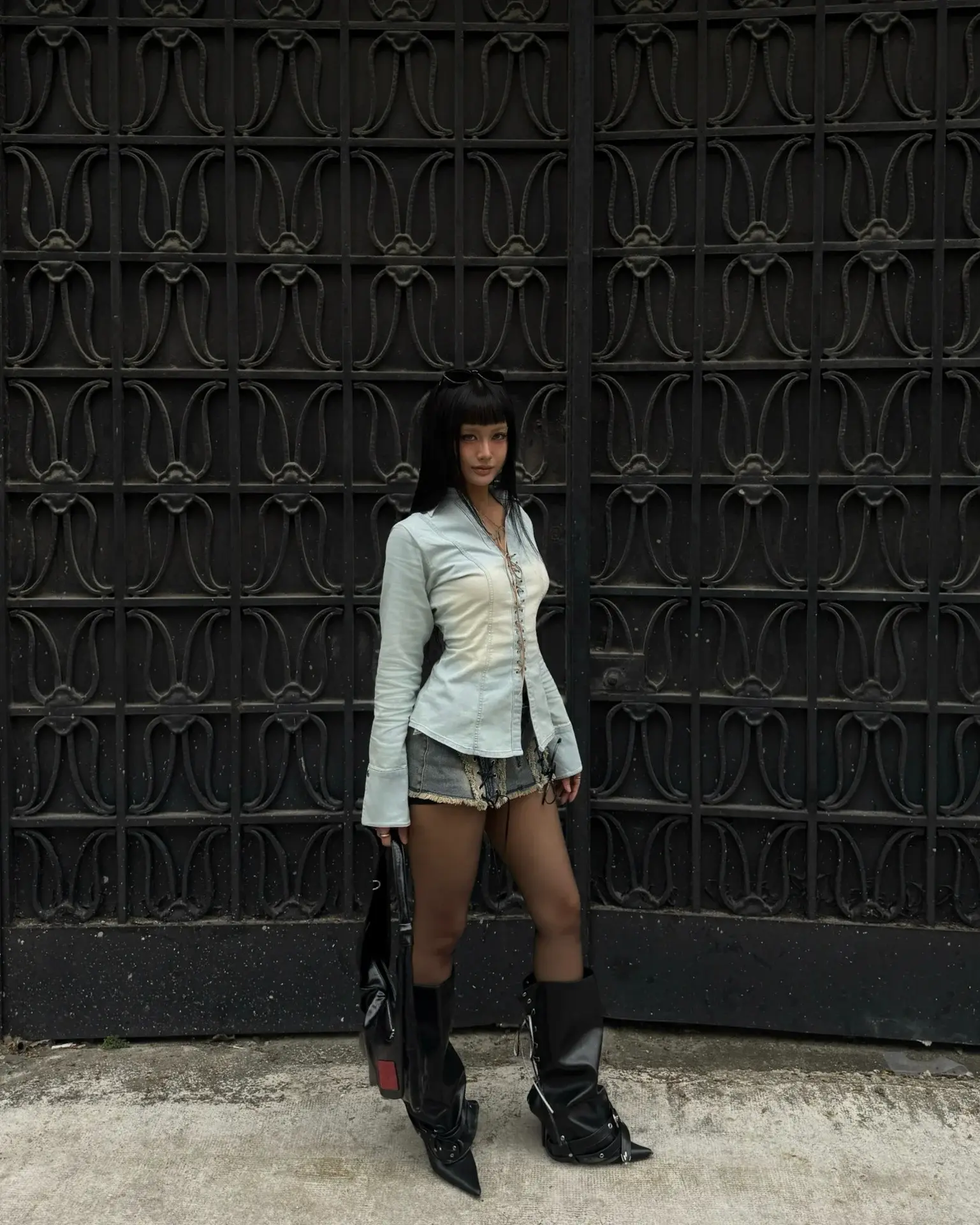 She wears MSFORTUNE.
