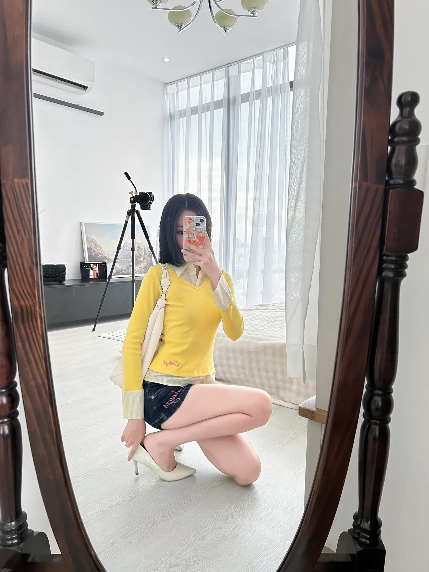 Your new go-to yellow piece for your daily rotation.