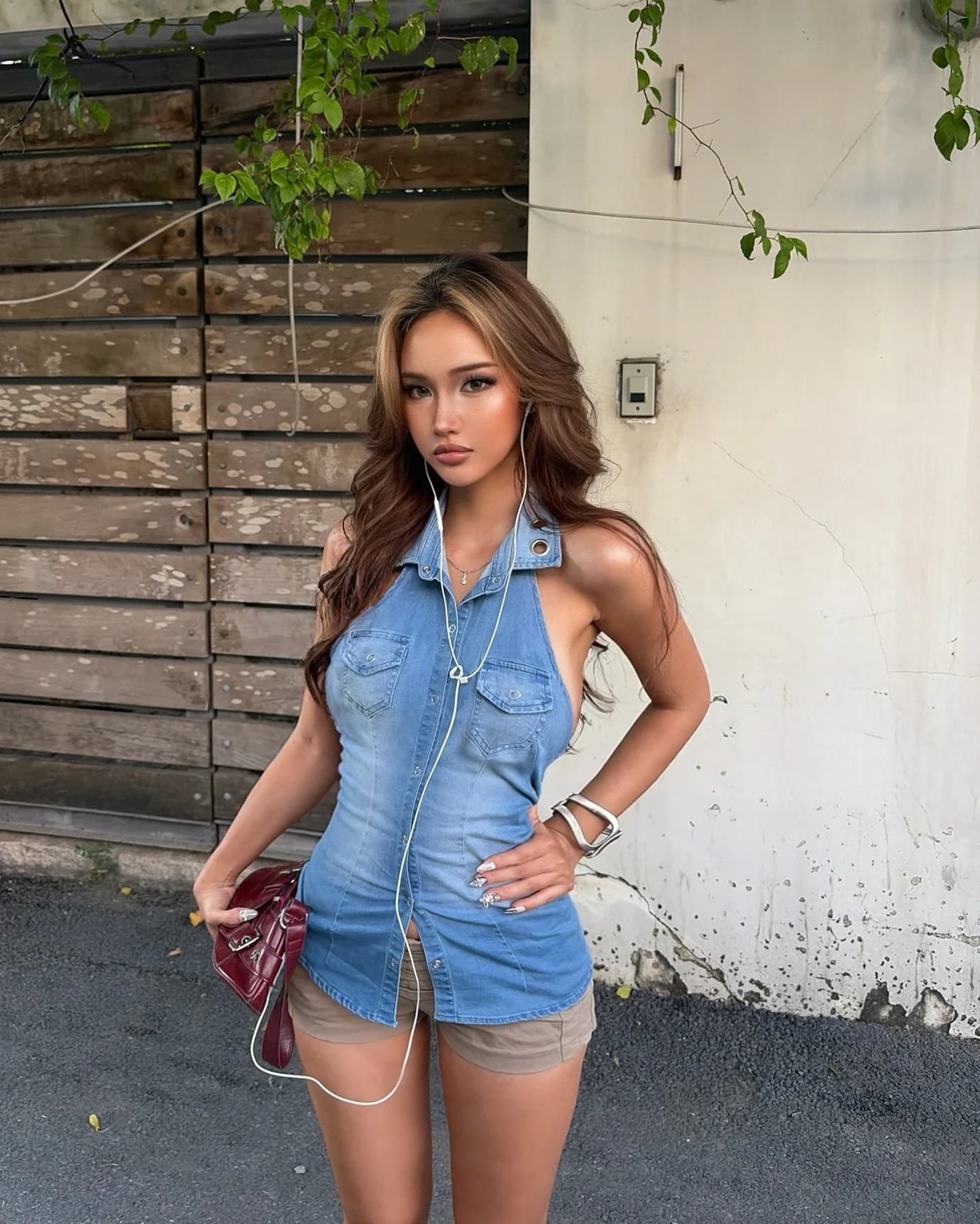 Spotted another babe styling this to perfection