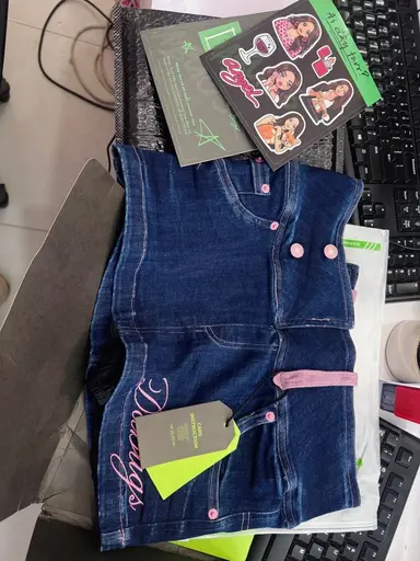 review 203 ảnh 1