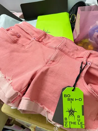 review 211 ảnh 1